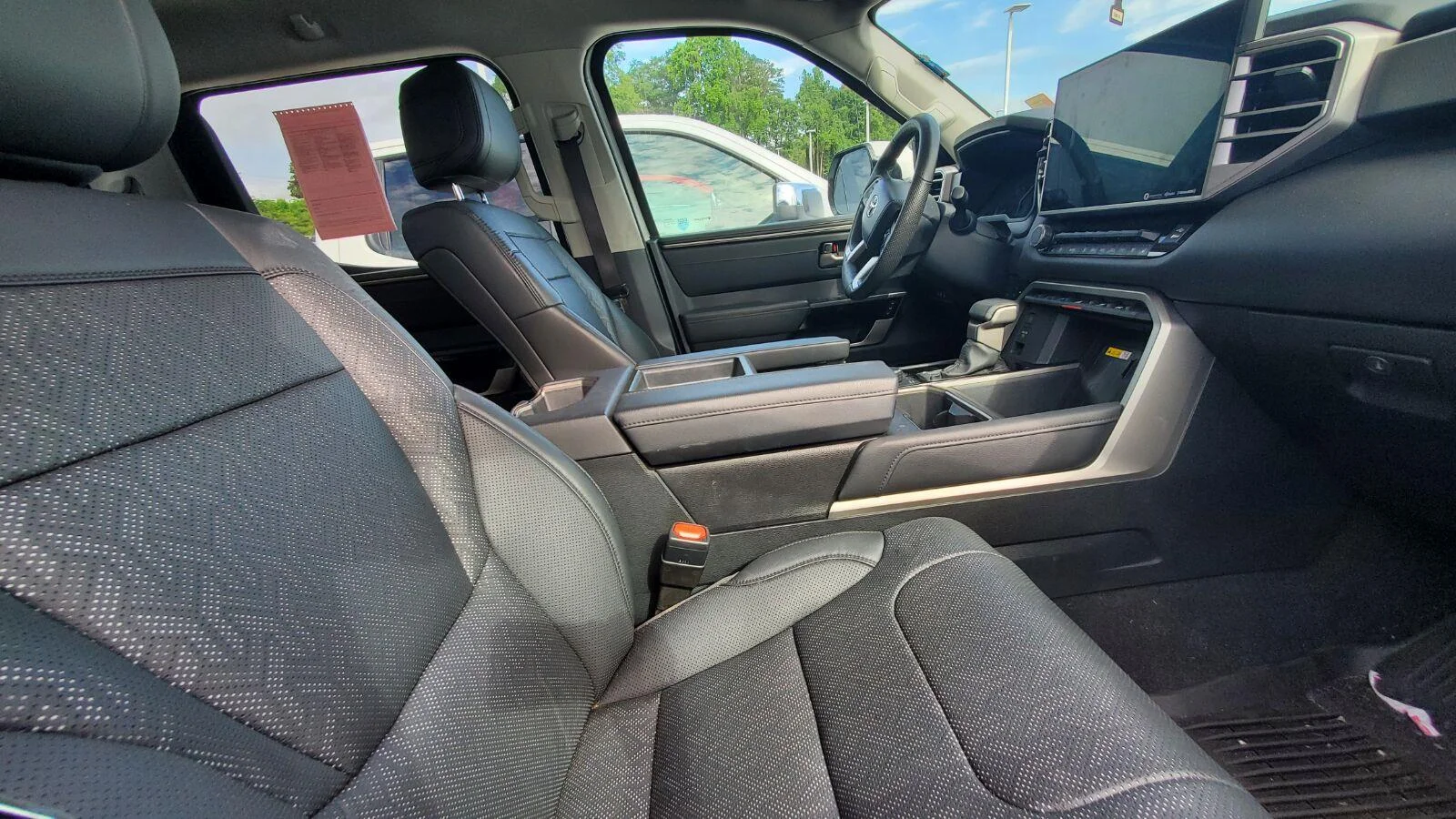 Used 2023 Ice Cap Toyota Limited image 4