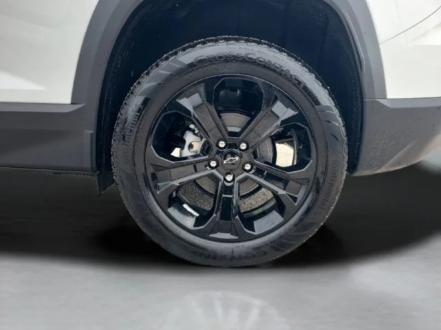 New 2027 Summit White Chevrolet LT image 35