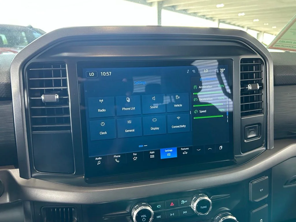 Used 2025 Silver Metallic Ford XLT image 35