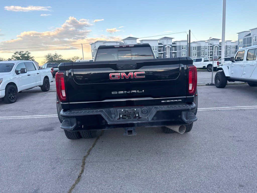 Used 2023 Onyx Black GMC Denali image 8