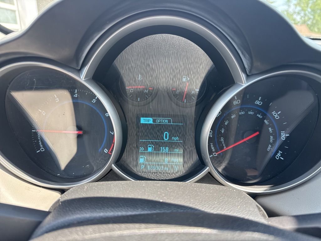 Used 2013 Silver Chevrolet LS image 18
