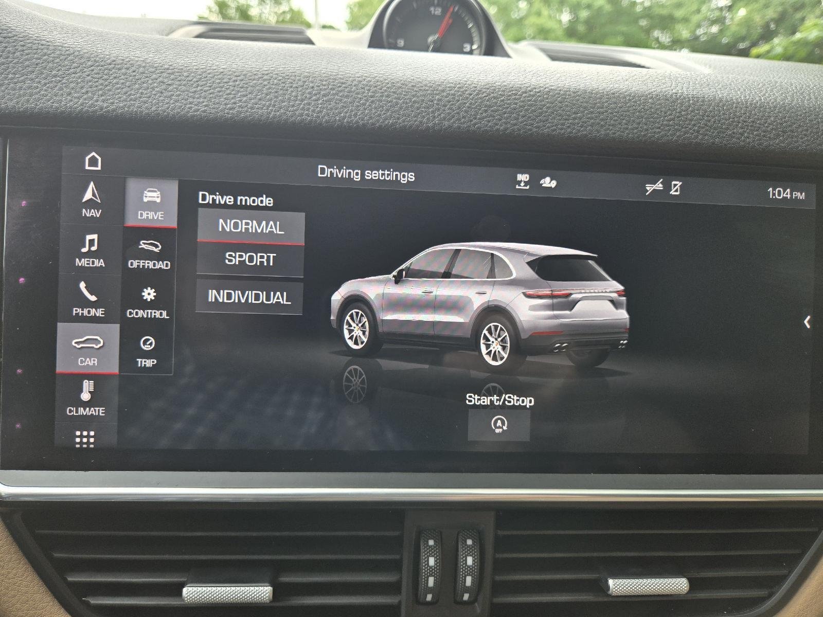 Used 2020  Porsche Base image 30