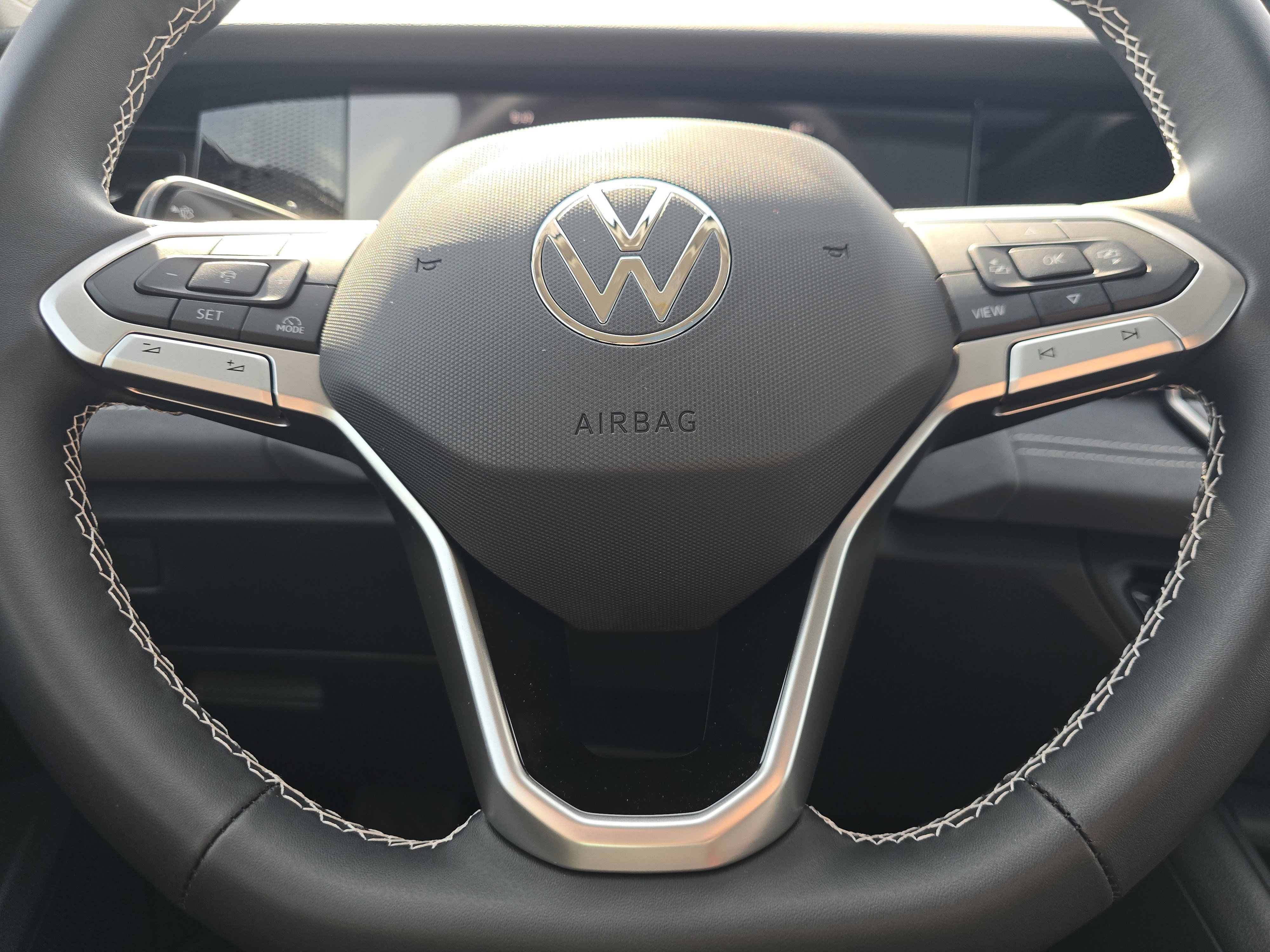 New 2026 Platinum Gray Metallic Volkswagen SE image 21