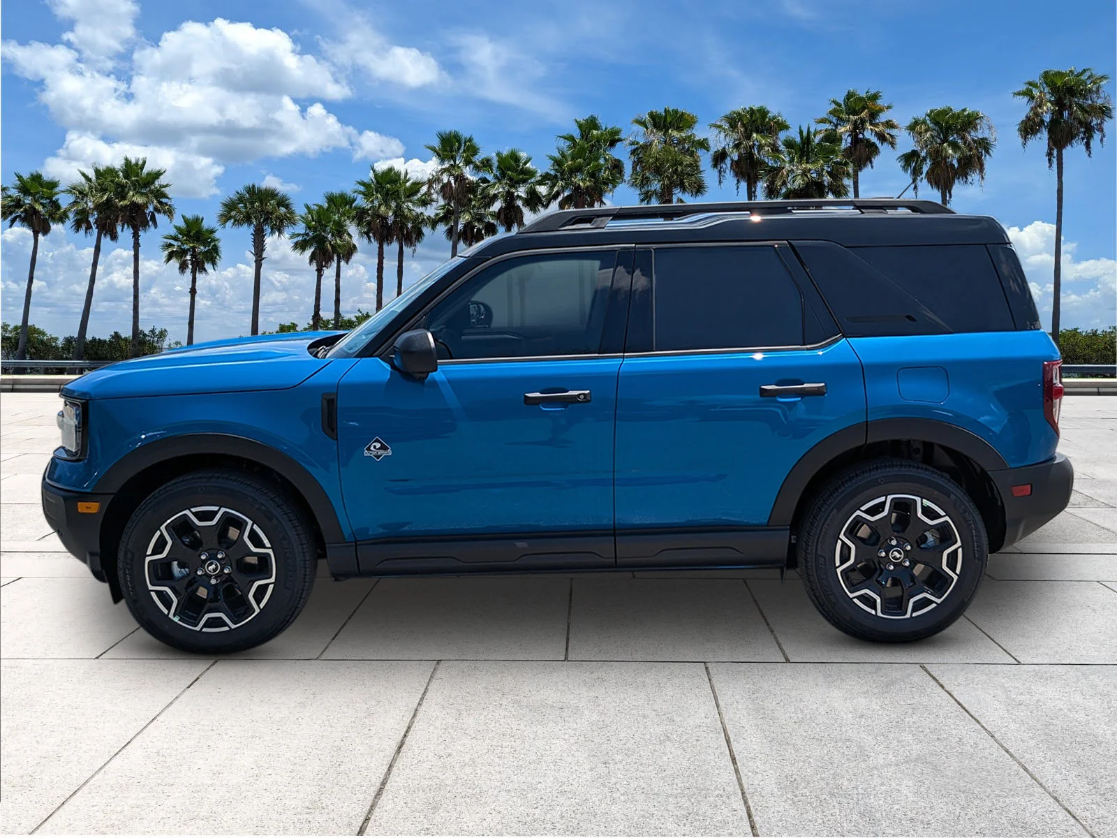 New 2026 Velocity Blue Metallic Ford Outer Banks® image 4