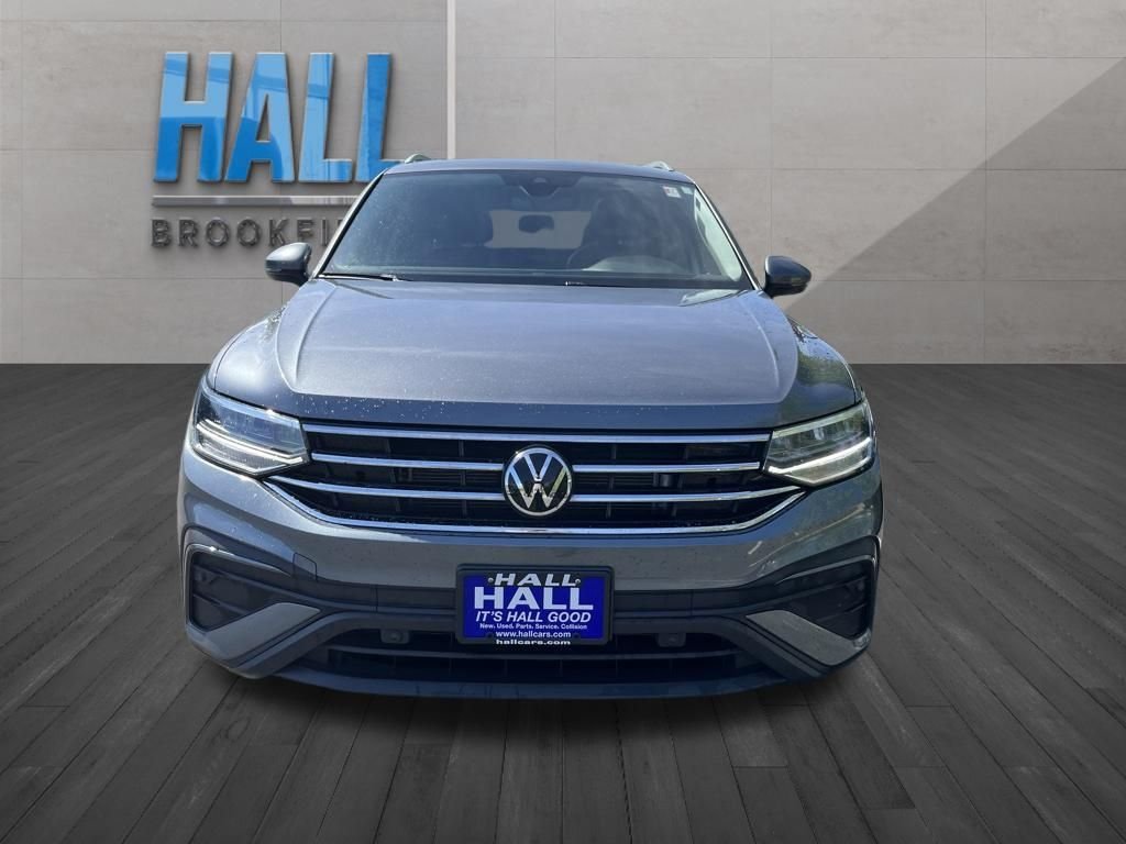 Certified Used 2024 Gray Volkswagen 2.0T SE image 9