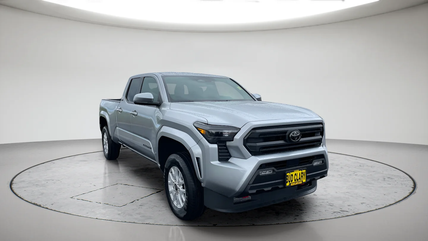 New 2026 Silver Toyota SR5 image 3