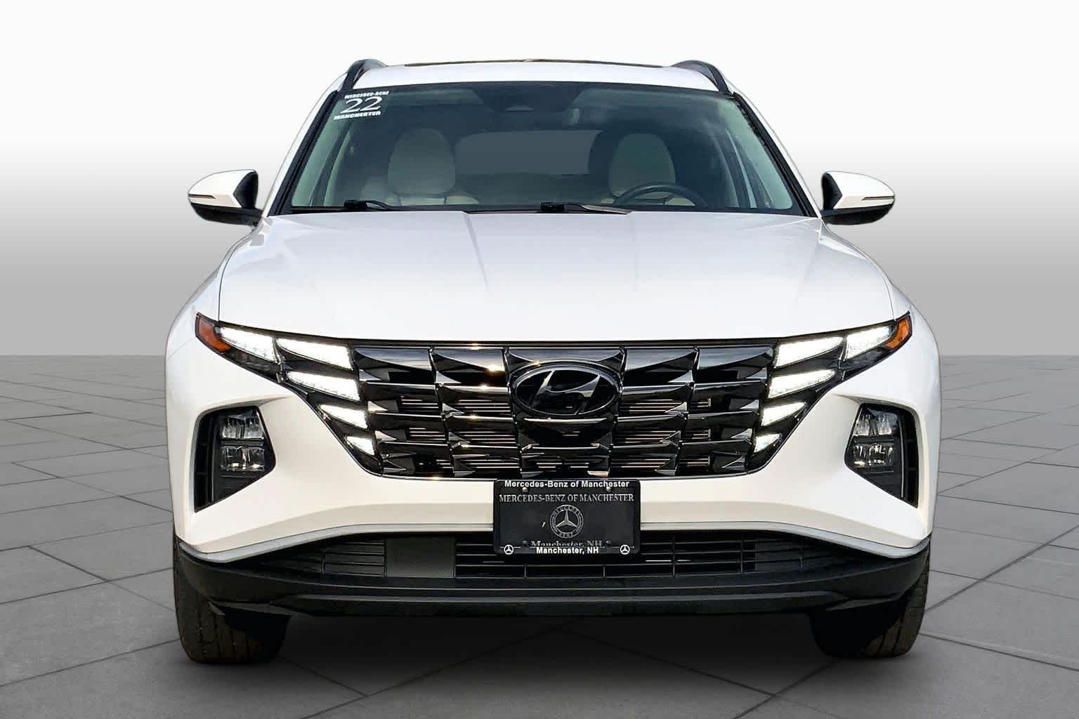 Used 2022 Quartz White Hyundai SEL image 4