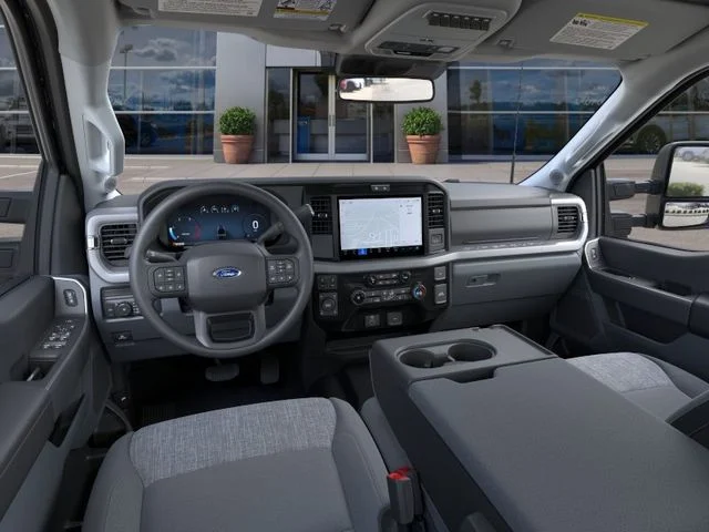2026 Ford F-350 Super Duty XLT - Photo 9
