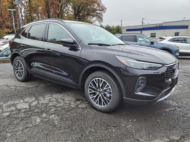 2023 Ford Escape Plug-In Hybrid Base