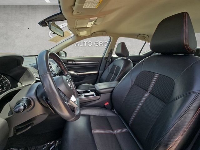 Used 2024 Gray Nissan 2.5 SR image 19