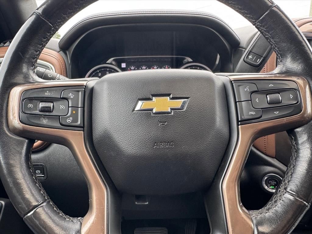 Used 2021 Iridescent Pearl Tricoat Chevrolet High Country image 20