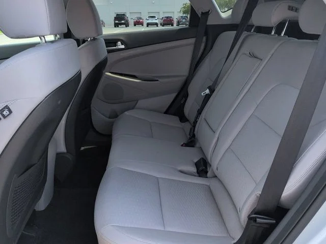 Used 2019 Silver Hyundai Value image 14