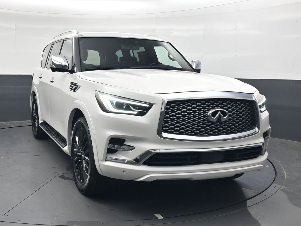 Used 2023 White INFINITI Sensory image 14