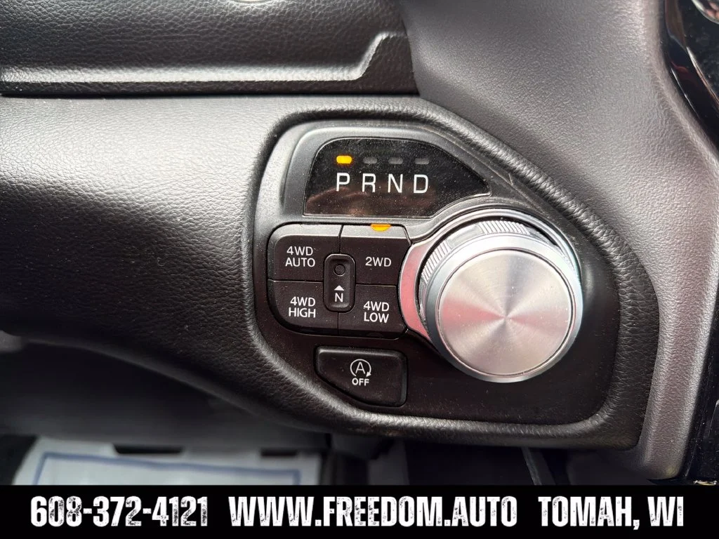 Used 2023 Billet Silver Metallic Clearcoat Ram Laramie image 19