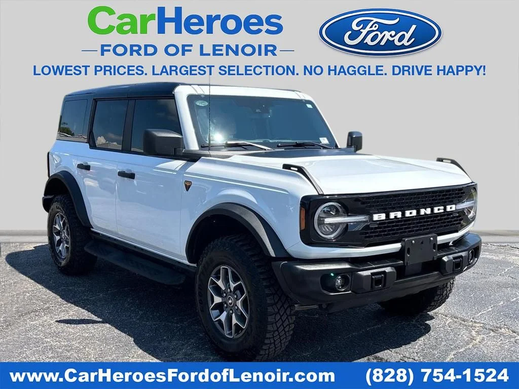 Used 2025 White Ford Badlands image 1