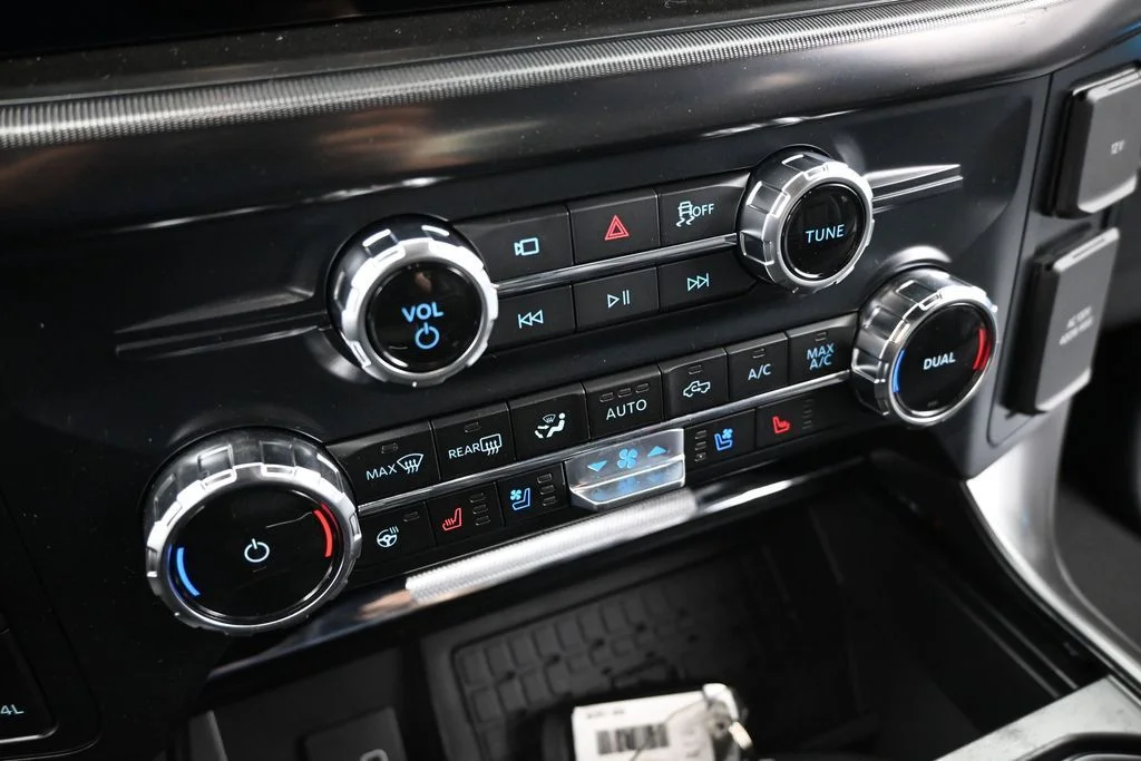 New 2026 Agate Black Metallic Ford Lariat image 16