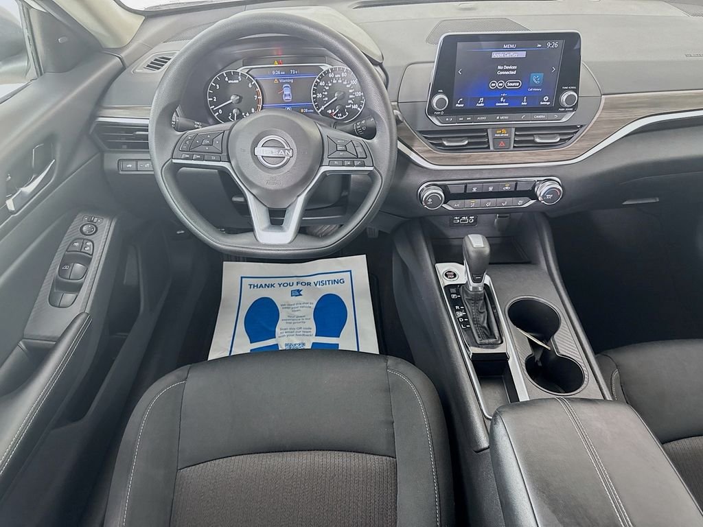 Used 2025 Glacier White Nissan 2.5 SV image 26