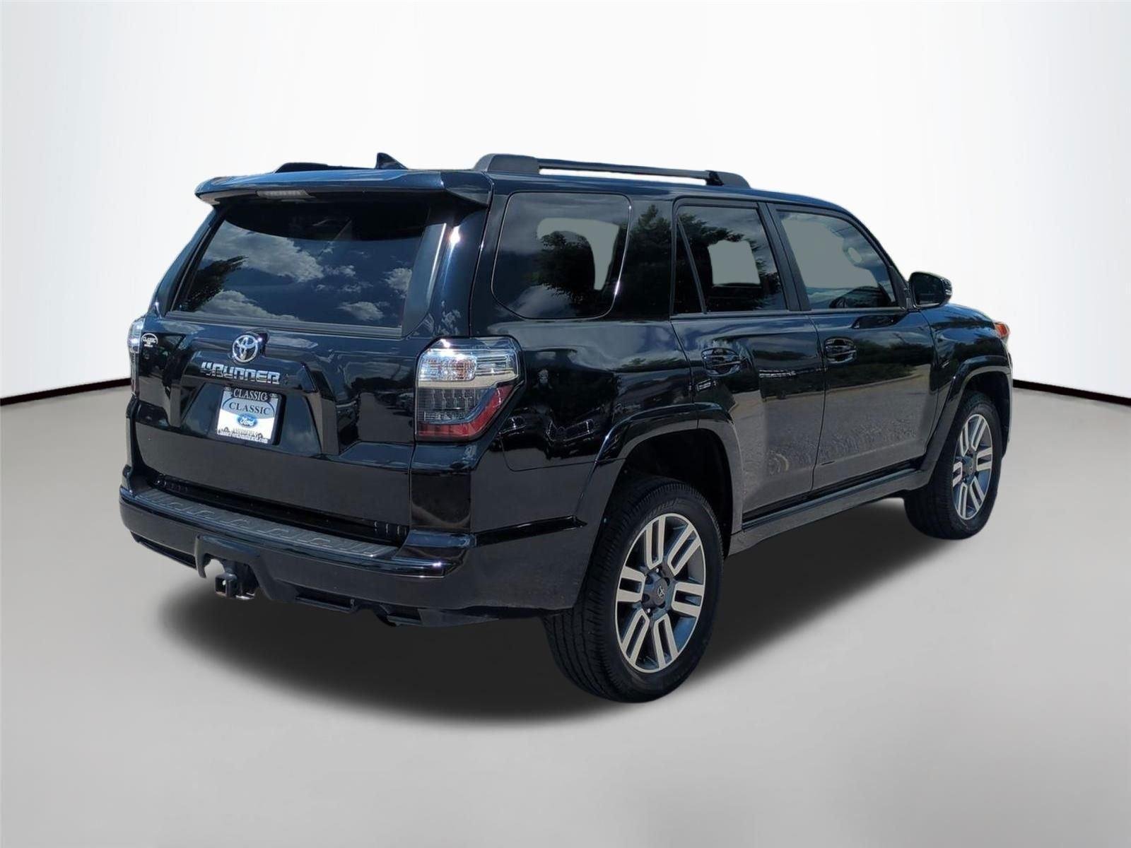 Used 2022 Midnight Black Metallic Toyota TRD Sport image 5