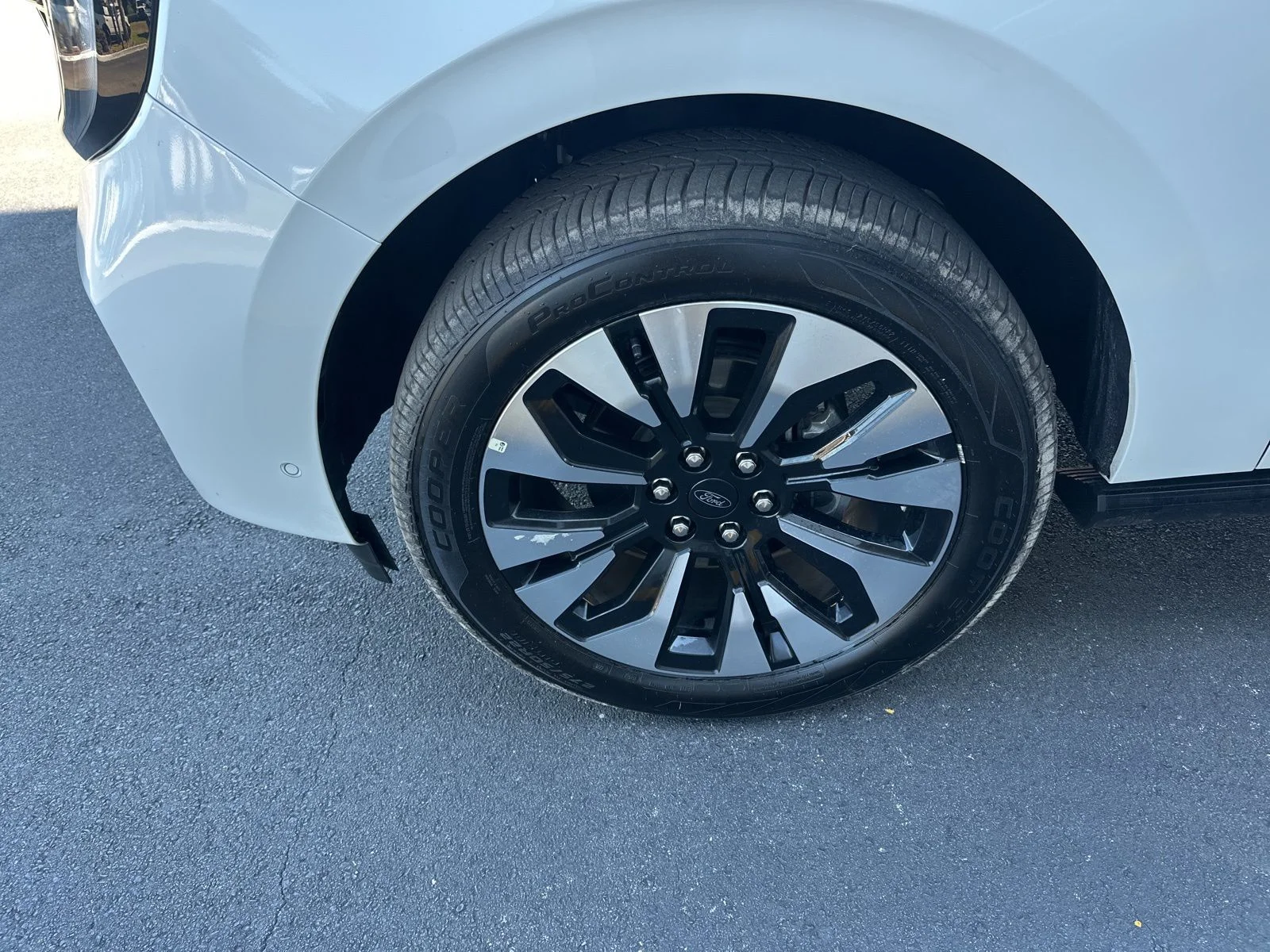 2025 Ford Expedition's photo