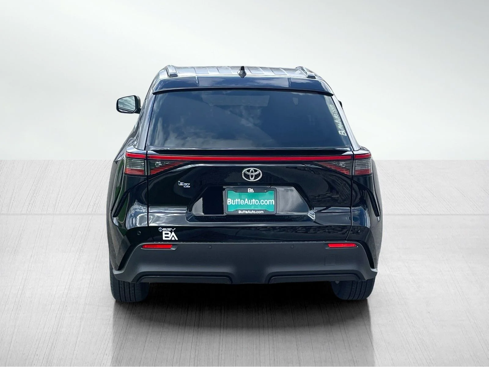 New 2026 Midnight Black Metallic Toyota XLE Plus image 4