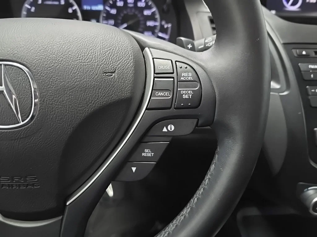 Used 2016  Acura Base image 21