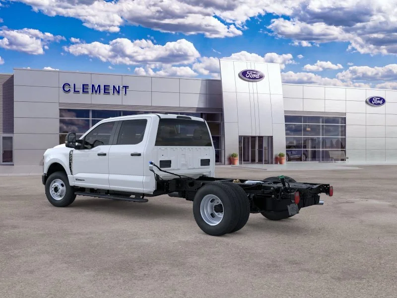 New 2026 Oxford White Ford F-350® XL image 4