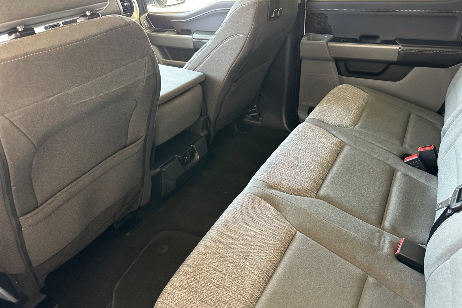 Used 2023 White Ford XLT image 13