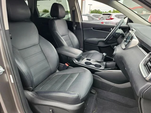 Used 2016 Silver Kia SX image 23