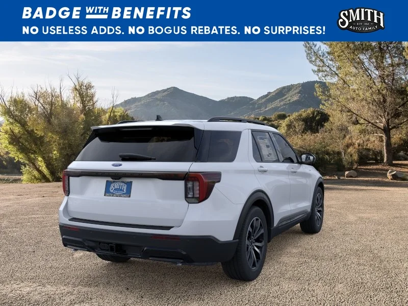New 2026 Space White Metallic Ford ST-Line image 9