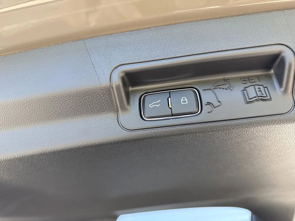 New 2026 Marsh Gray Ford Tremor® image 35