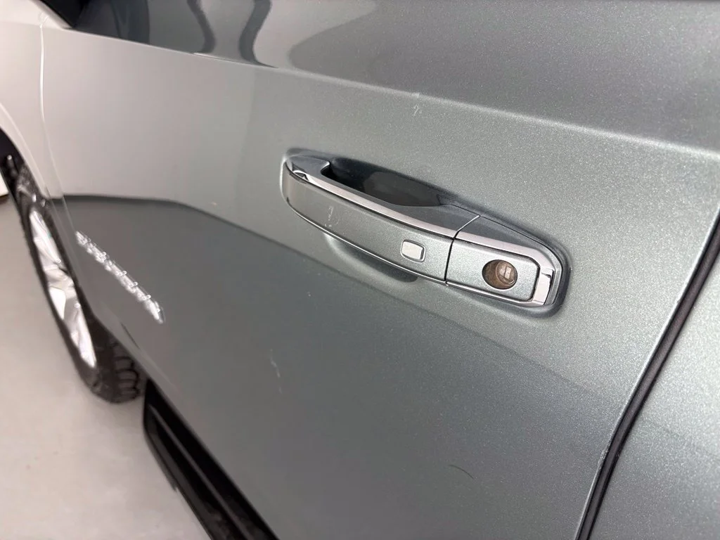 Used 2023 Green Chevrolet Premier image 12