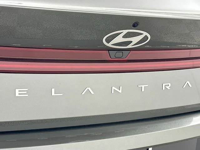 New 2026 Hyundai ELANTRA Limited