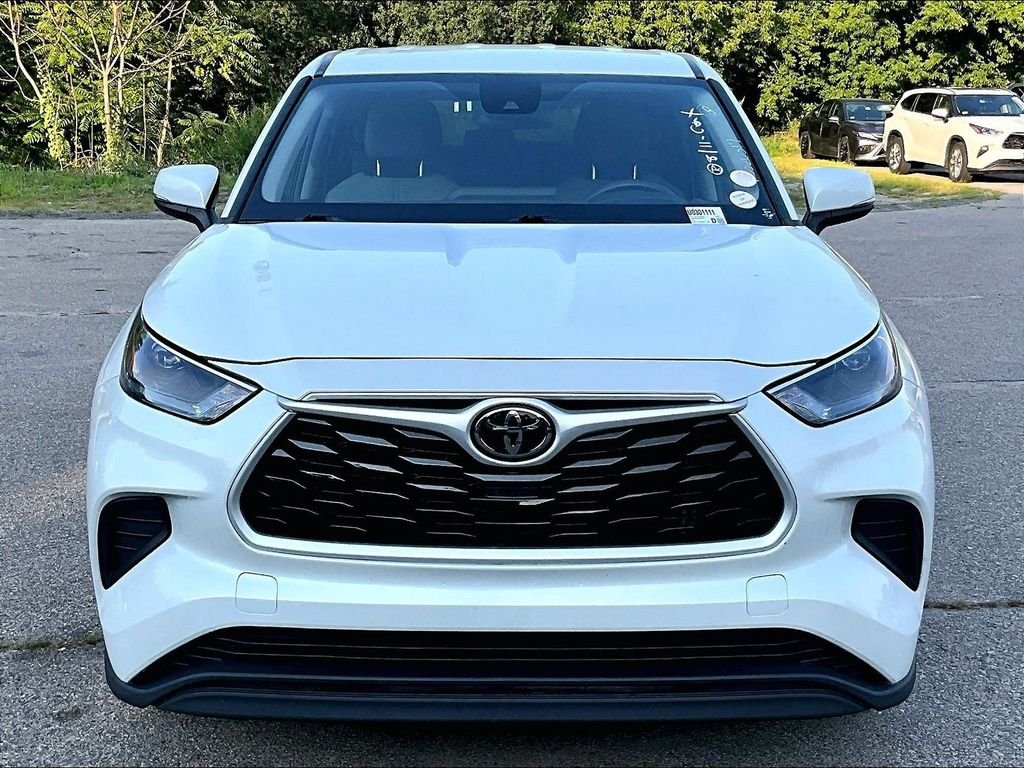 Certified Used 2023 Beige Toyota L image 2