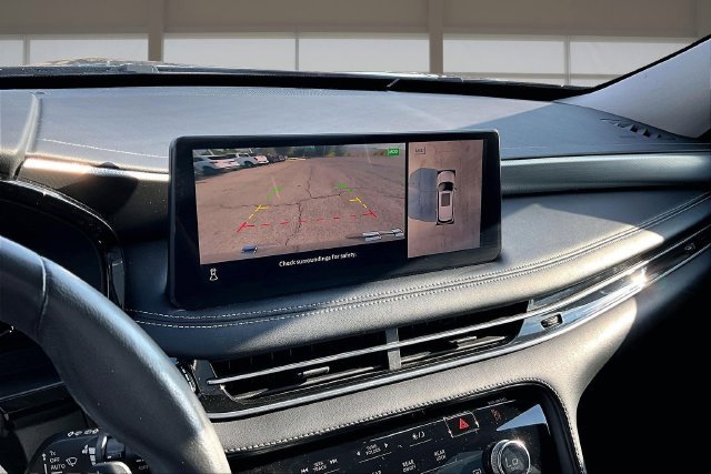 Used 2023 Black INFINITI LUXE image 21