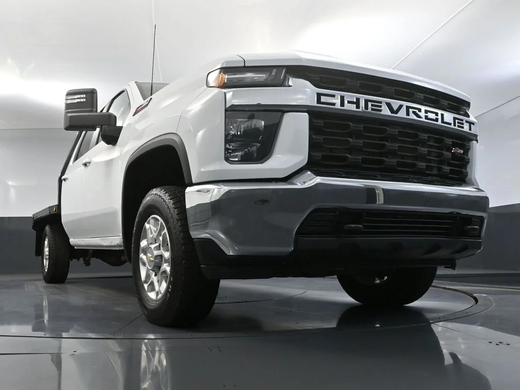 Used 2023 White Chevrolet LT image 54