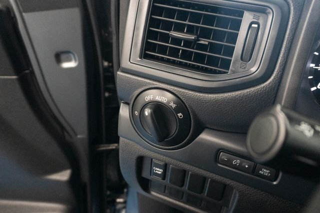 Used 2021 Gray Nissan S image 7