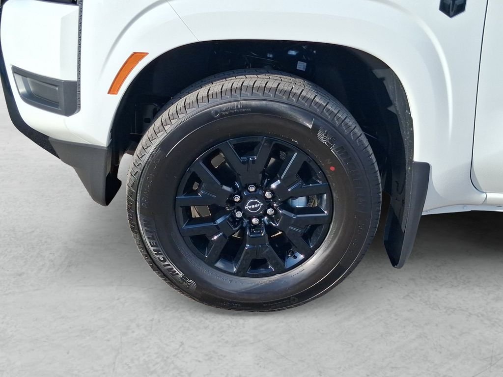 New 2027 Glacier White Nissan Crew Cab SV image 24