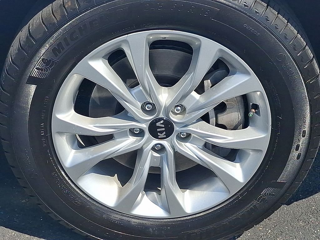 Certified Used 2021 White Kia LX image 8