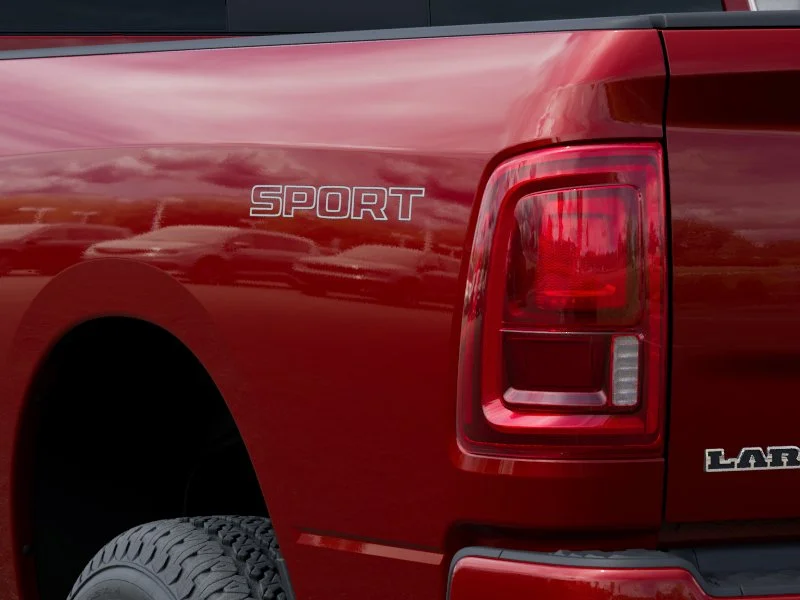 New 2026 Molten Red Pearl-Coat Exterior Paint RAM LARAMIE image 5