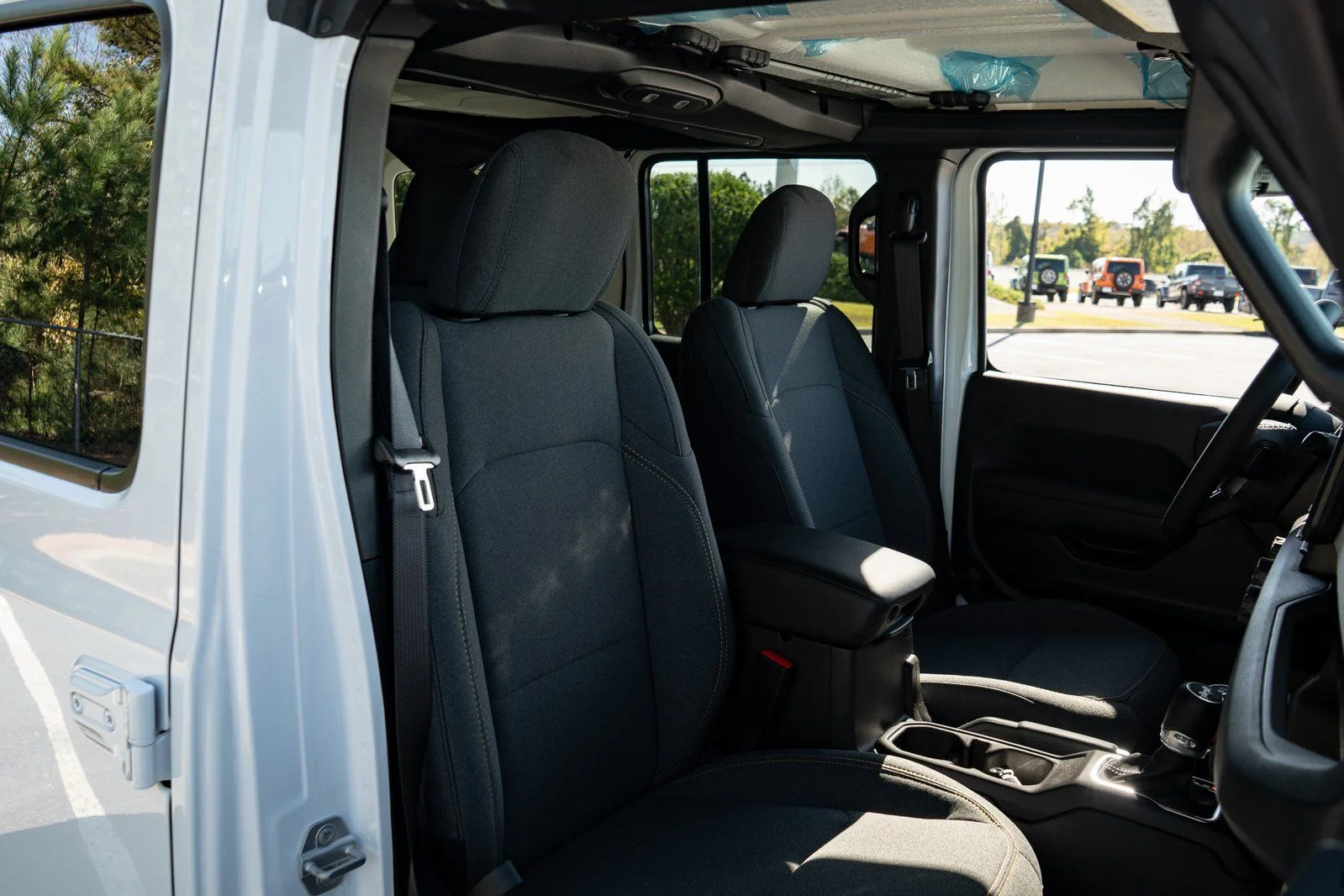 New 2026 Bright White Clear-Coat Exterior Paint Jeep Sport S image 22