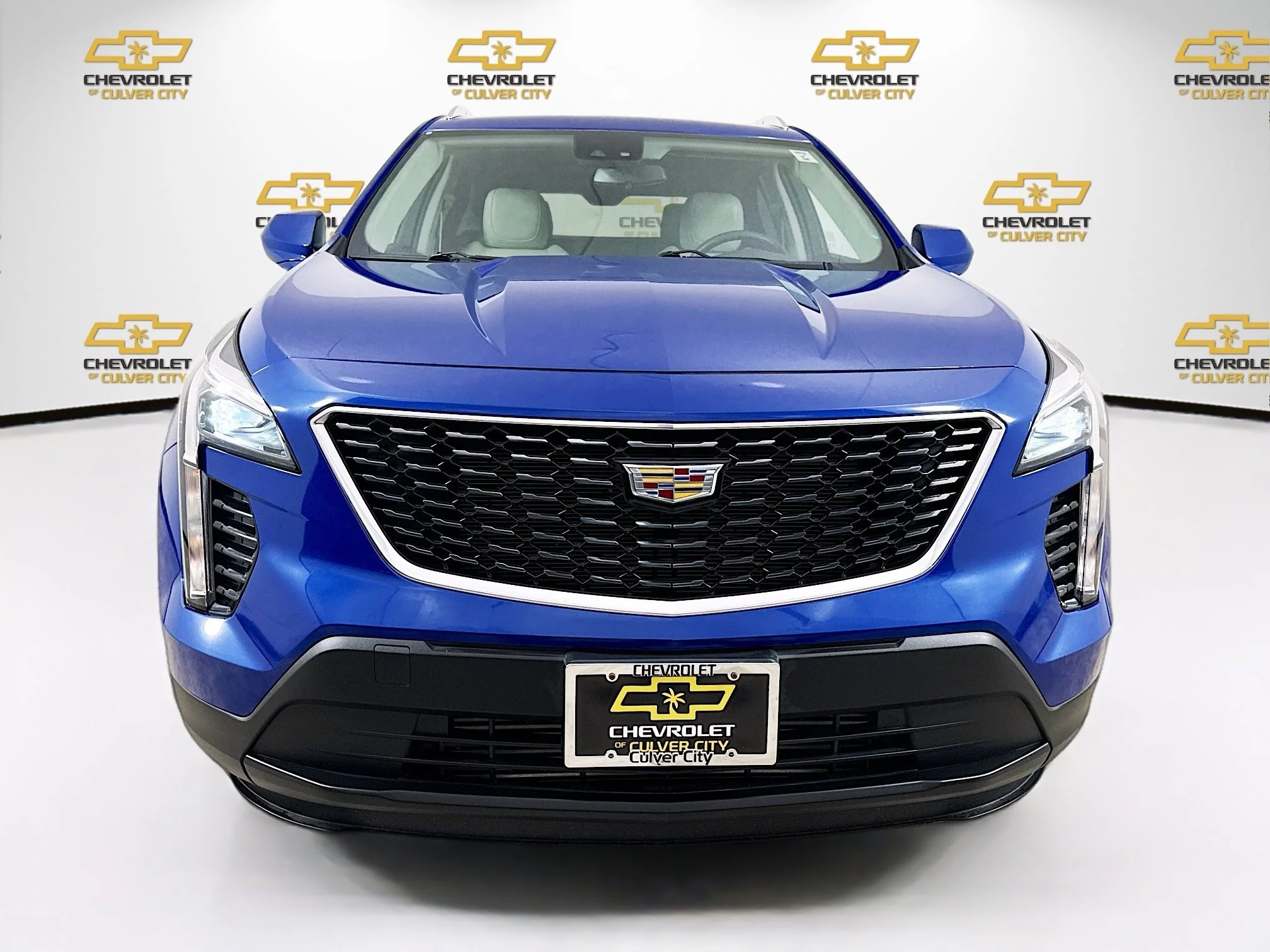 Used 2021 WAVE METALLIC Cadillac FWD Luxury image 2