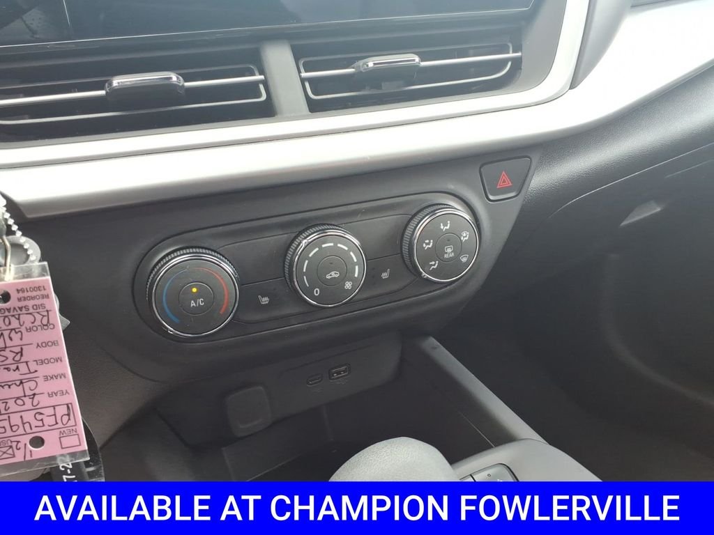Used 2024 White Chevrolet 1RS image 23