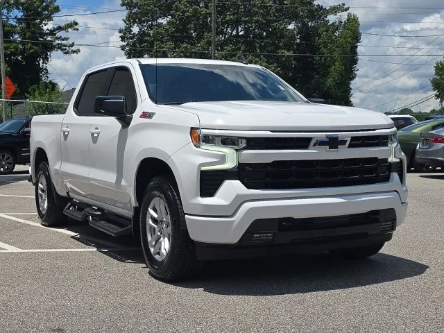 Used 2023 White Chevrolet RST image 7