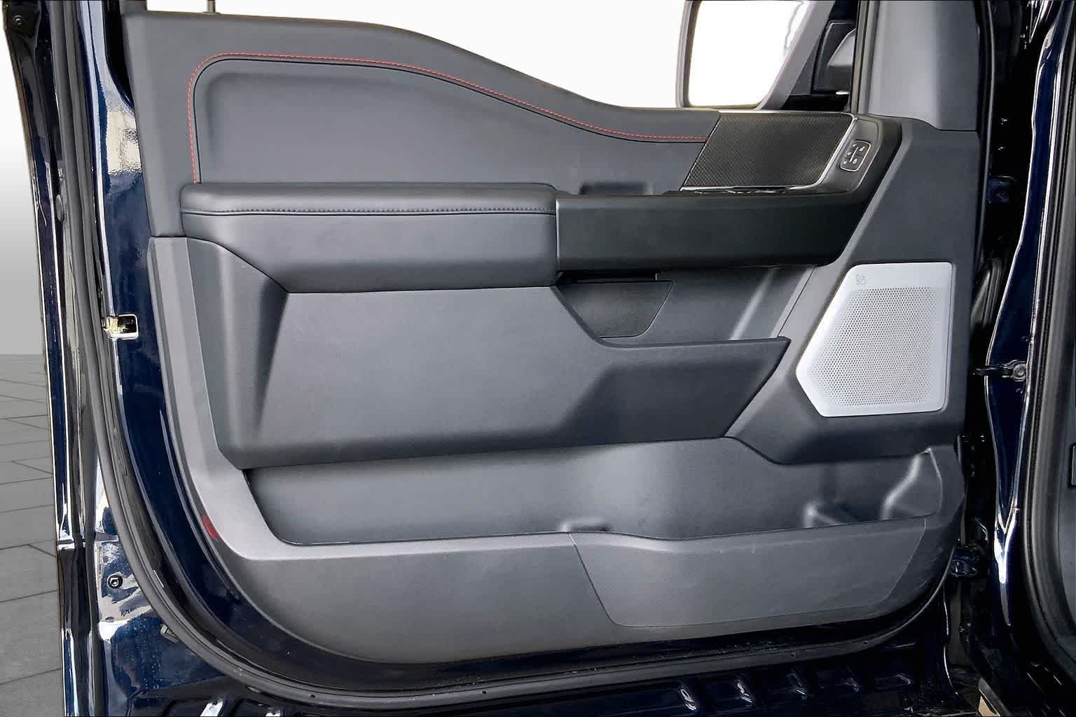 Used 2025 Antimatter Blue Metallic Ford Raptor image 39