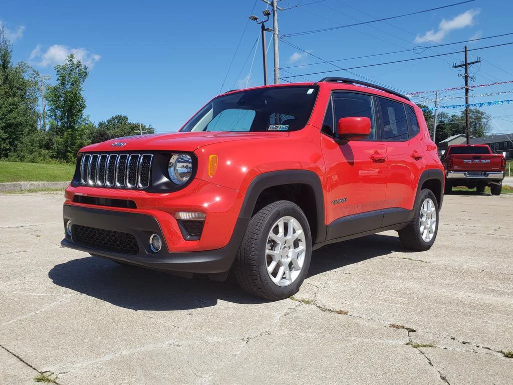 Used 2021 Colorado Red Clearcoat Jeep Latitude image 7