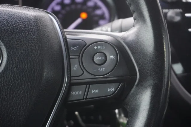 Used 2019  Toyota LE image 24