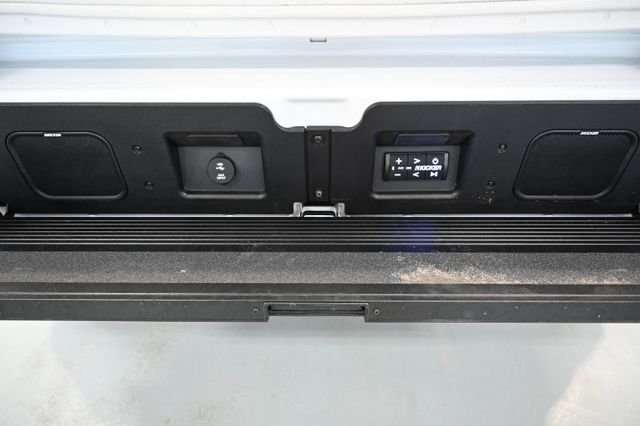 2025 GMC Sierra 1500 AT4X - Photo 10