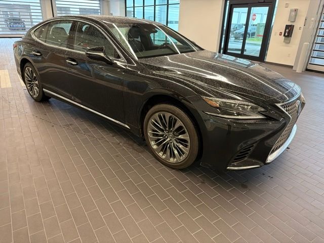 Used 2018  Lexus 500 Base image 1