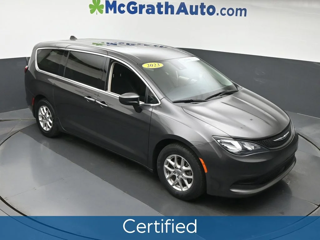 Used 2023 Gray Chrysler LX image 3