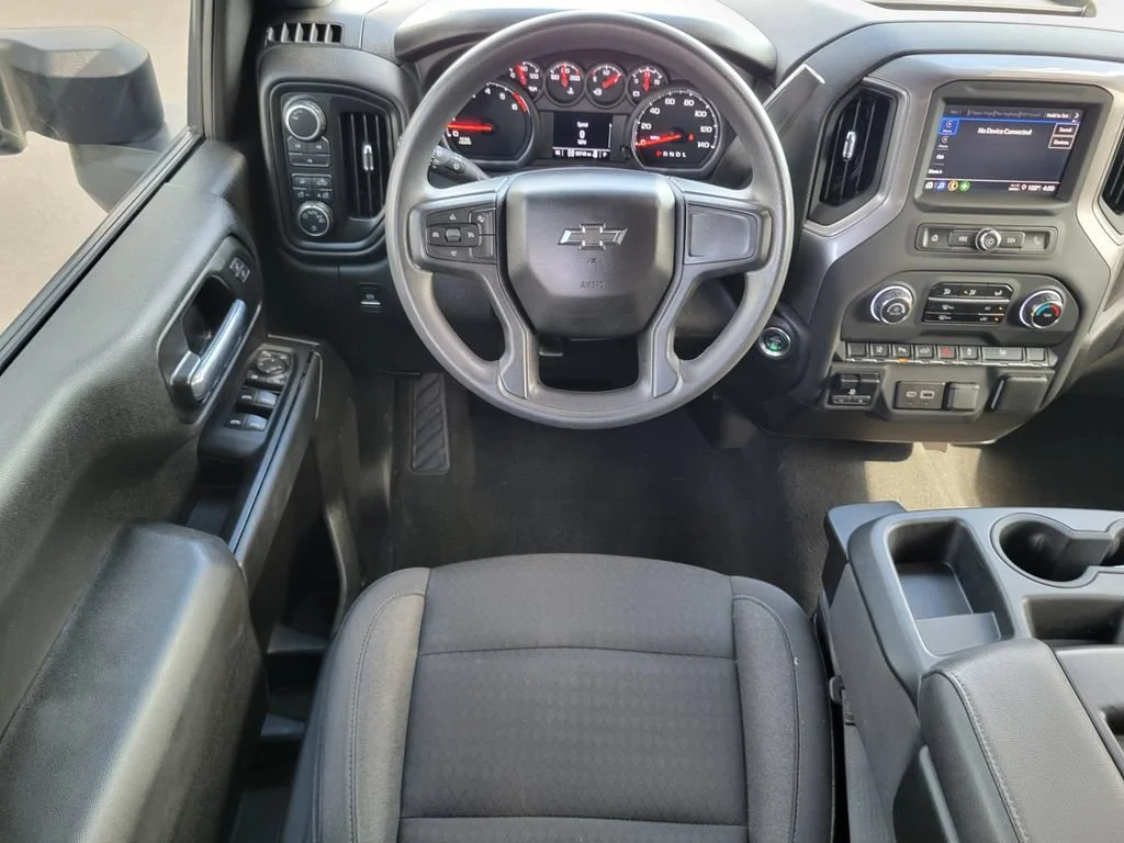 Used 2025 Slate Gray Metallic Chevrolet Custom image 18